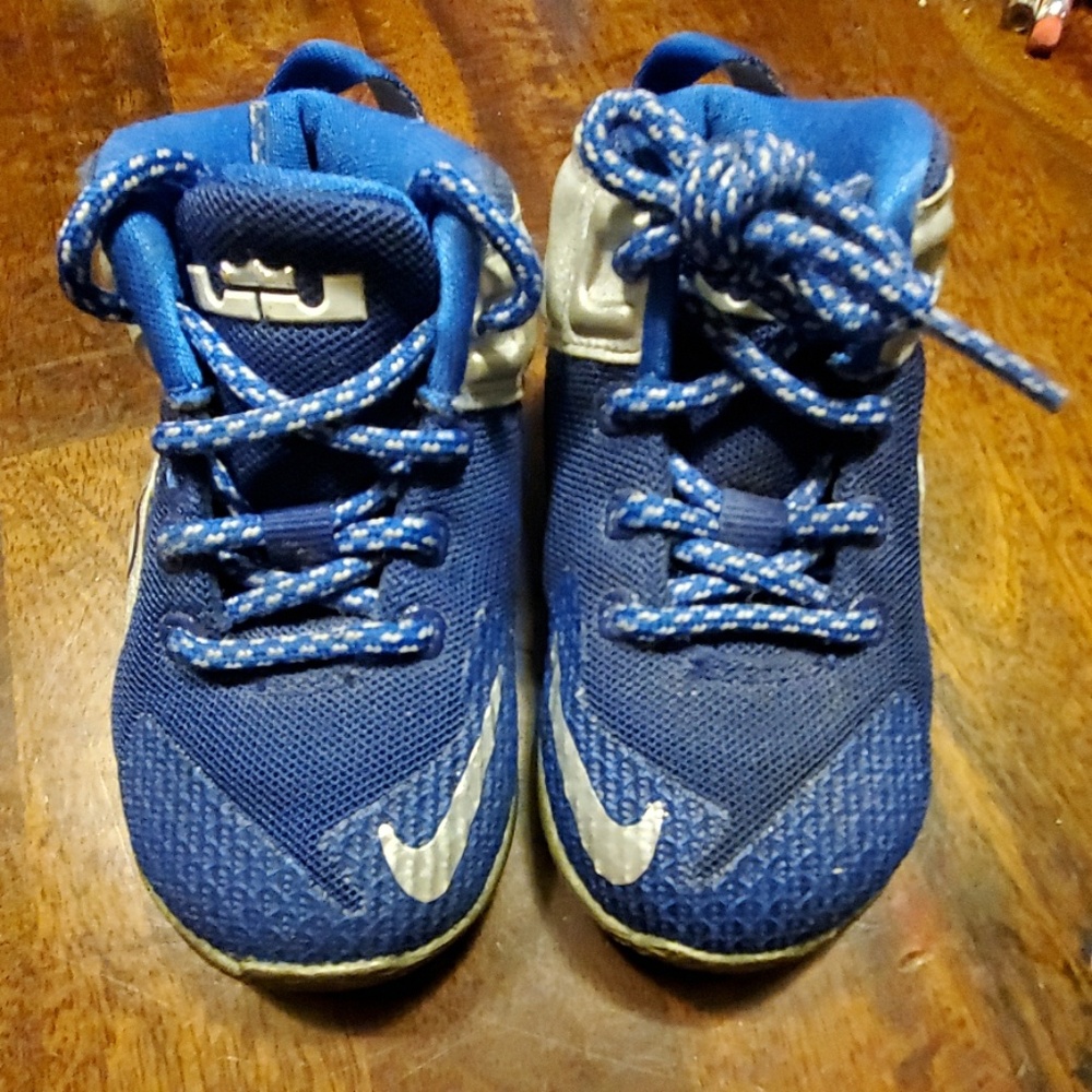 Lebron blue nike sneakers size 6C baby toddler boy
